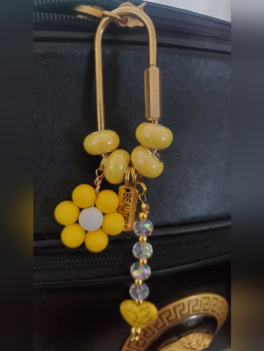 💐Sale 2/$30 -Yellow Flower Carabiner Charm. 'BEAUTIFUL' Tag